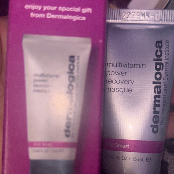 dermalogica Other - New Dermalogica Skincare Masque in Silver and Pink